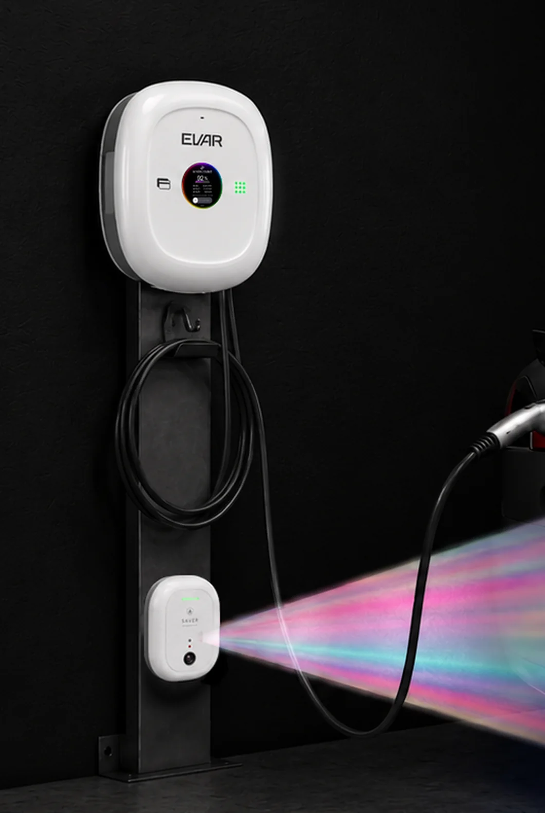 SAVER thermal sensor mounted beneath an ACE PRO MAX charger